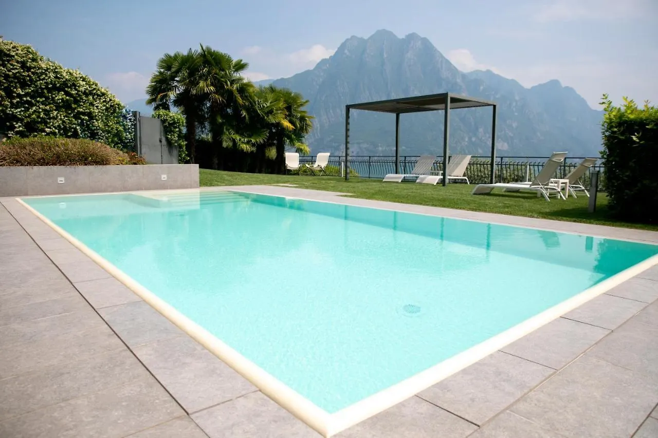 *** Bed & Breakfast Ai Ronchi B&B Riva di Solto Italia