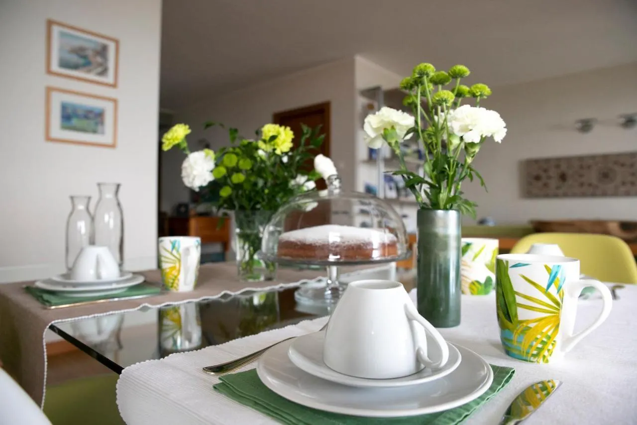 Ai Ronchi B&B Riva di Solto Italia
