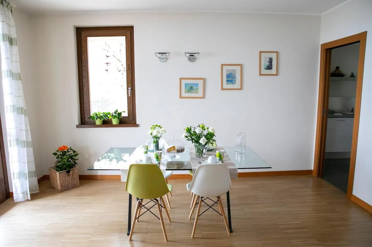 Ai Ronchi B&B Riva di Solto 3*,  Italia