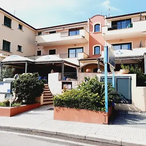 https://la-residenza-del-porto.in-sardinia.net